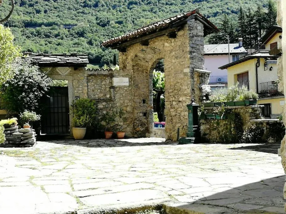 L'Antico Borgo, Un Mix Di Storia E Romanticismo Villa Lierna