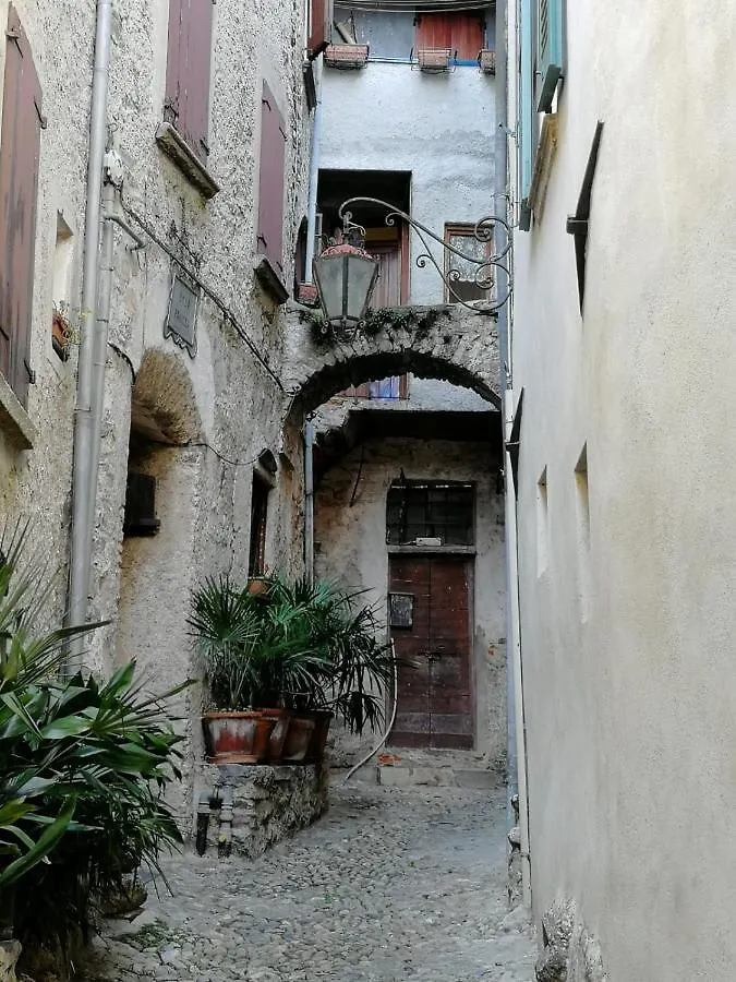 L'Antico Borgo, Un Mix Di Storia E Romanticismo Villa Lierna Holiday home