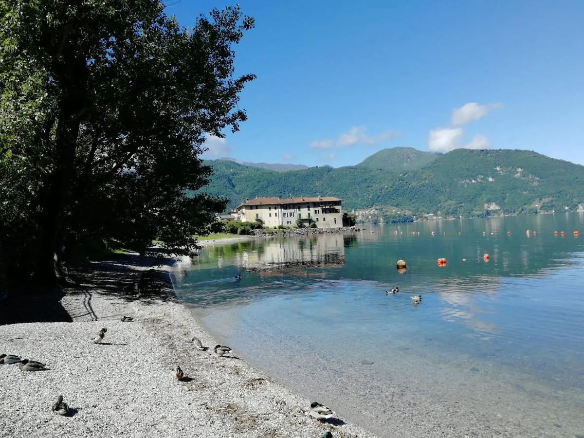 L'Antico Borgo, Un Mix Di Storia E Romanticismo Villa Lierna 0*,